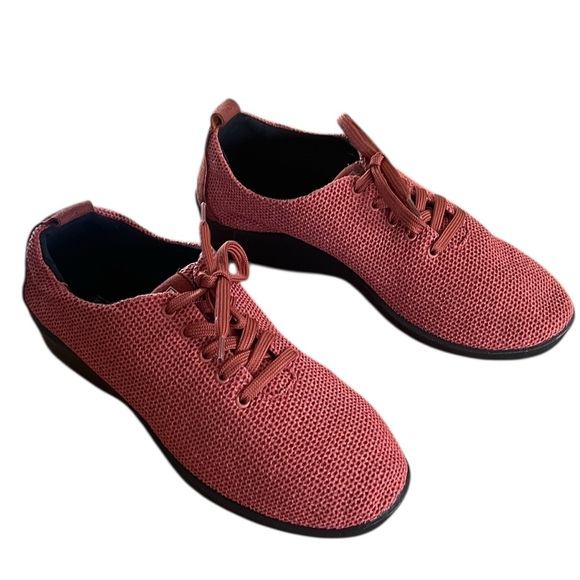 Unisex Arcopedico knit shoe. Made in Portugal. Size 42 GUC - Picture 5 of 12